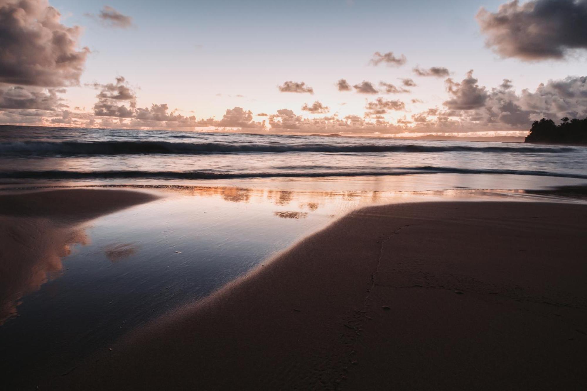 לוקווילו Oceanview Apartment Steps To The Beach מראה חיצוני תמונה